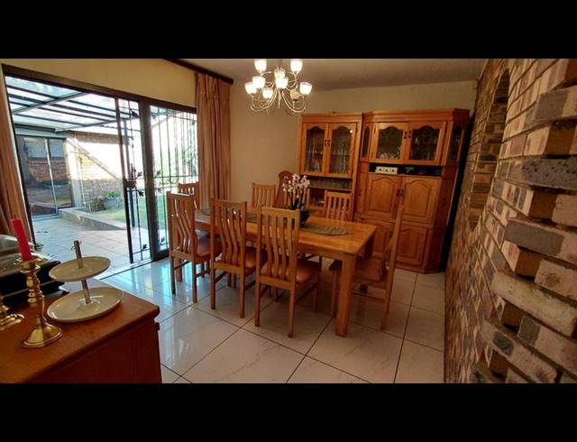 4 BEDROOM HOUSE FOR SALE IN MEYERSDAL